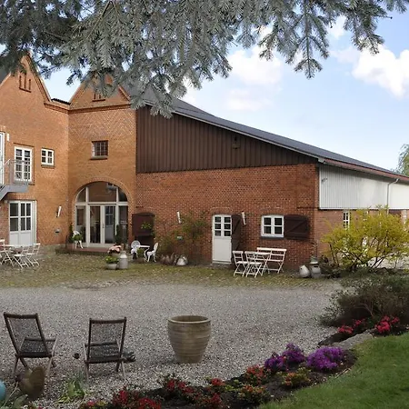 Lundsgaard فابورغ